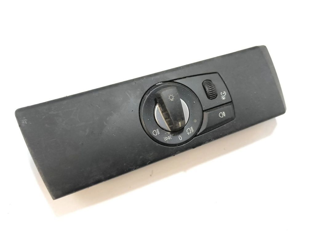 BMW 5 E60 E61 2007 HeadLight switch button 6988553 