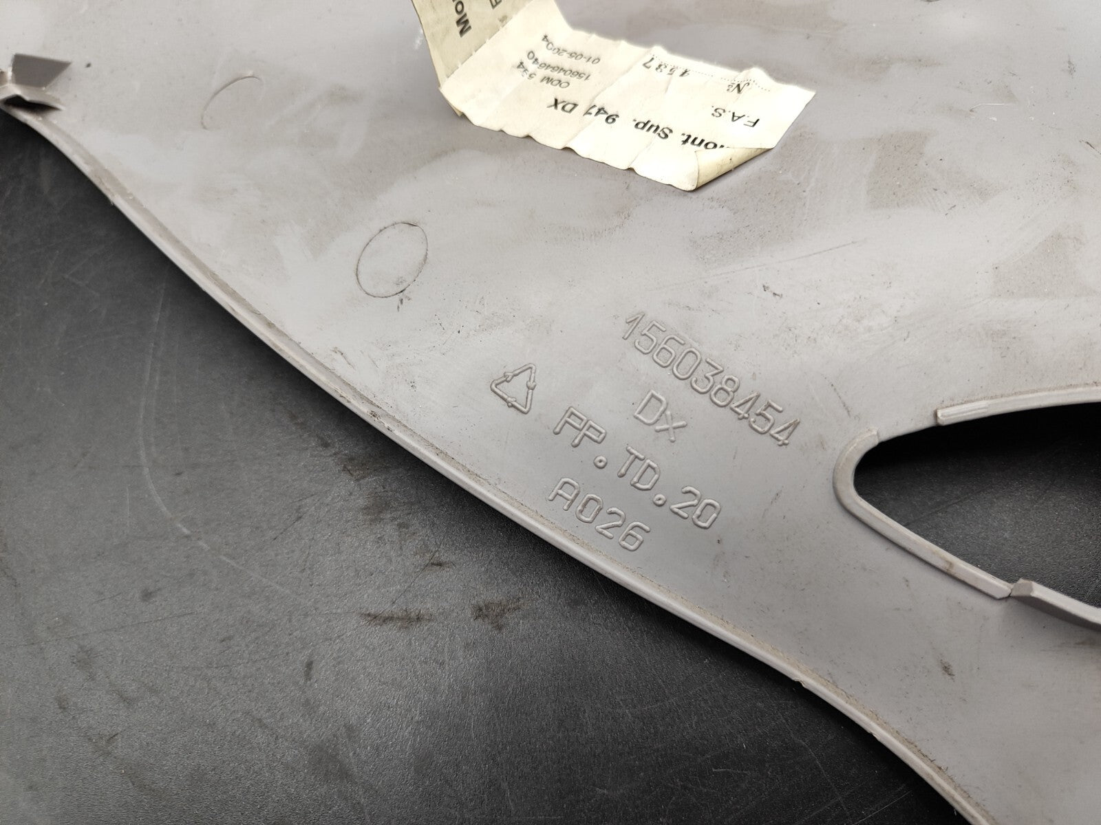 Alfa Romeo GT 1.9JTD 2004 Rear Right Tailgate Trunk Trim Cover 156038454