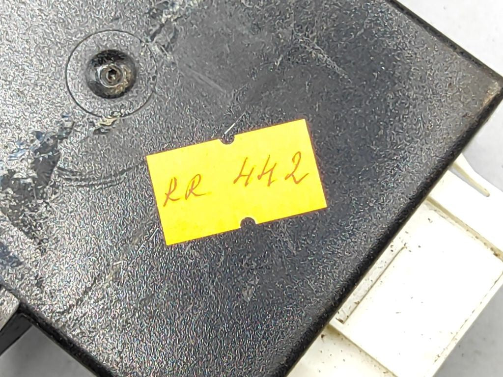 BMW 5 E39 1999 Fuel pump module 61358352494 