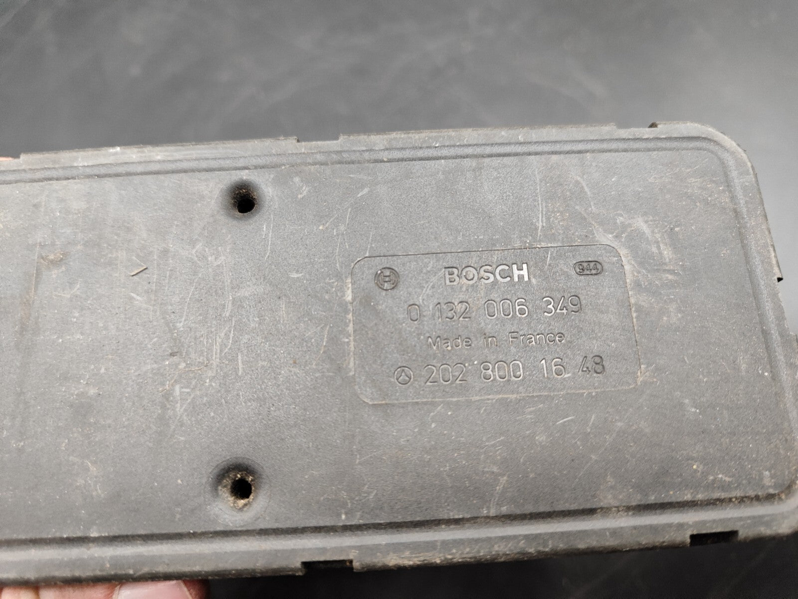 Mercedes Benz W202 1994 Central Lock Vacuum Pump 2028001648 0132006349