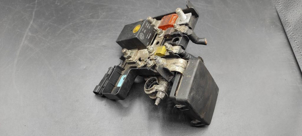 Alfa Romeo 159 2007 Positive wiring loom therminal 60668852 