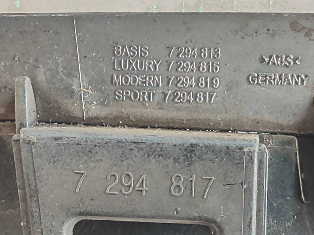 BMW 4 F32 F33 2015 Front left grill 7294817 