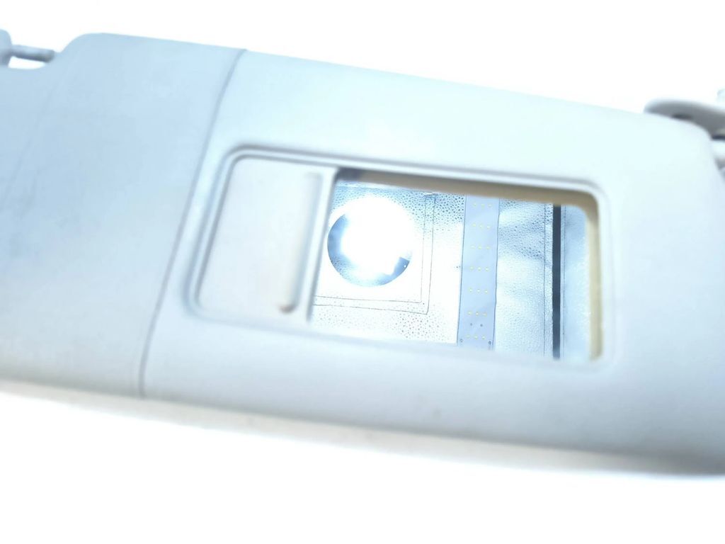 BMW 3 E46 328i 2000 LHD Front Right sun visor cover