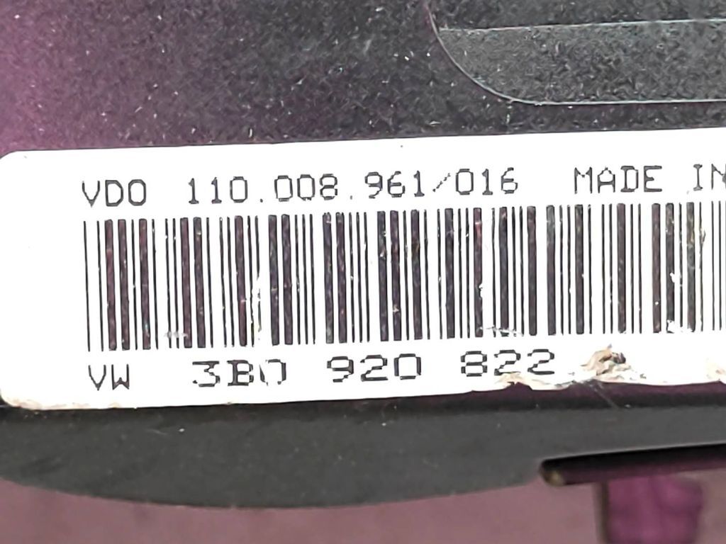 Volkswagen PASSAT B5 Petrol 1999 speedometer instrument cluster 3B0920822 