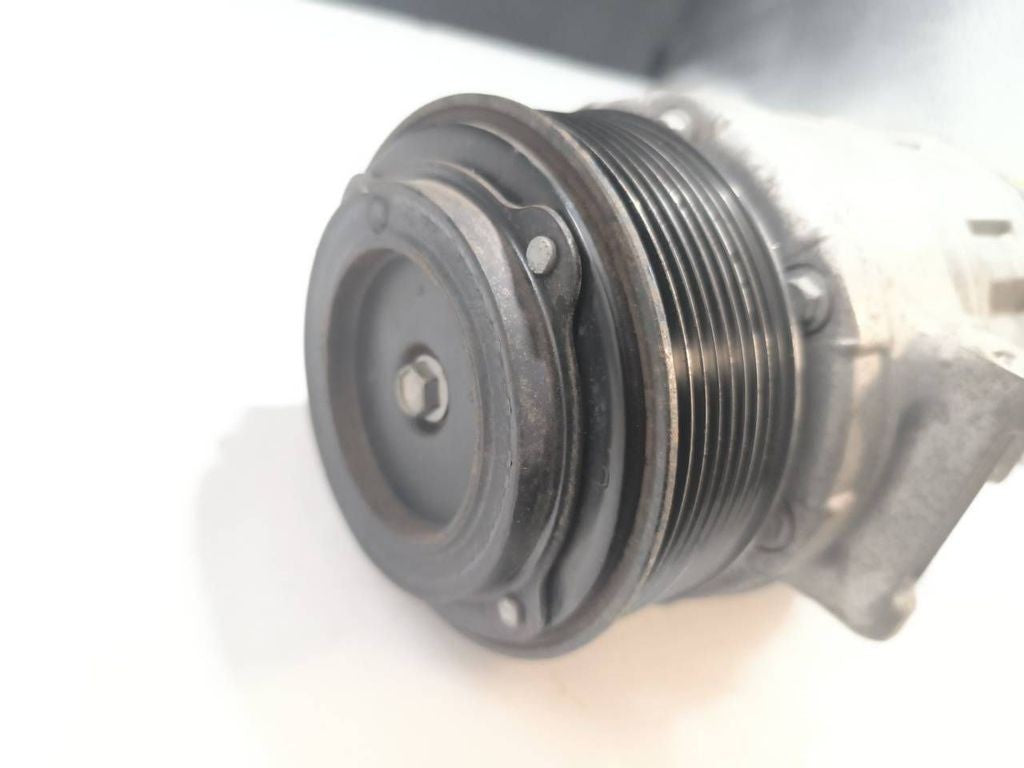 BMW M4 F82 F83 S55 2017 Engine air con AC compressor pump 6805072 