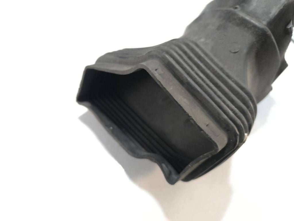 Audi A6 C6 4F 2009 Diesel air intake hose pipe 4F0129739B 