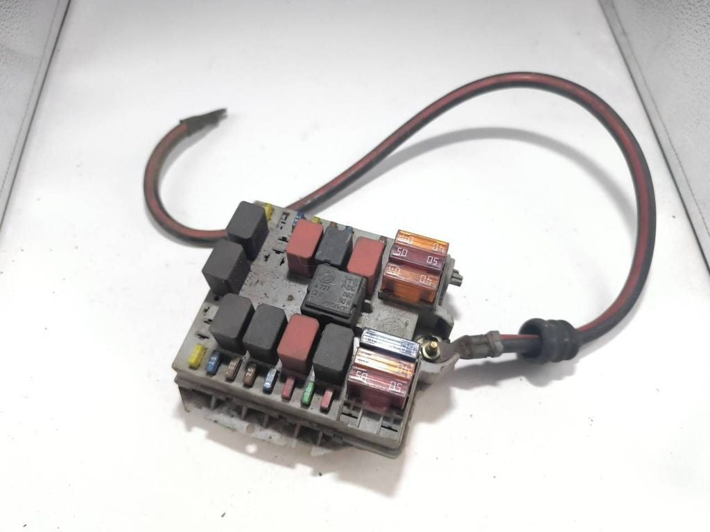 Alfa Romeo 147 8V 2003 Fuse module 46558760 