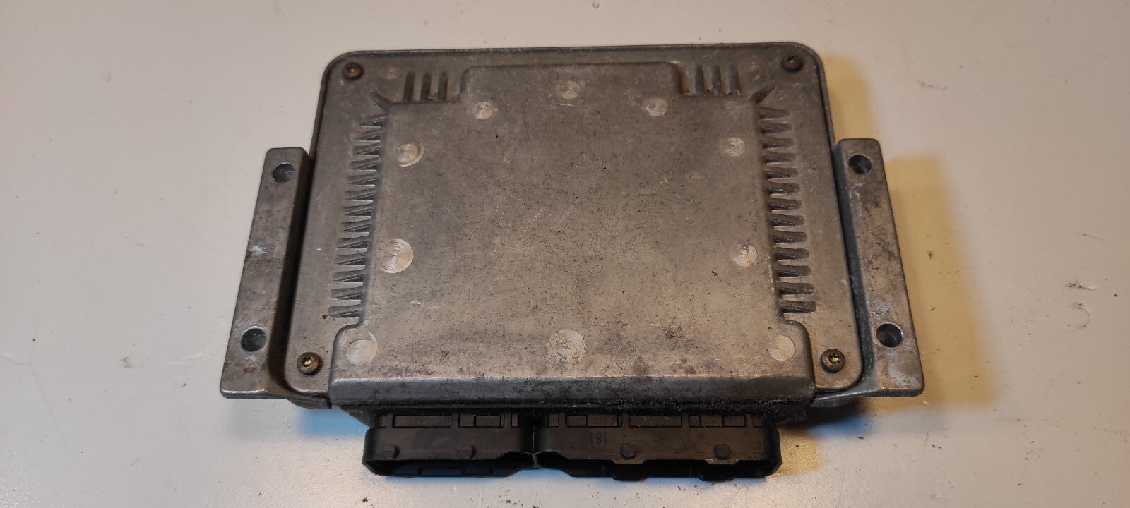 Alfa Romeo 166 2.4JTD 2002 Engine Control Unit Module ECU 46759586