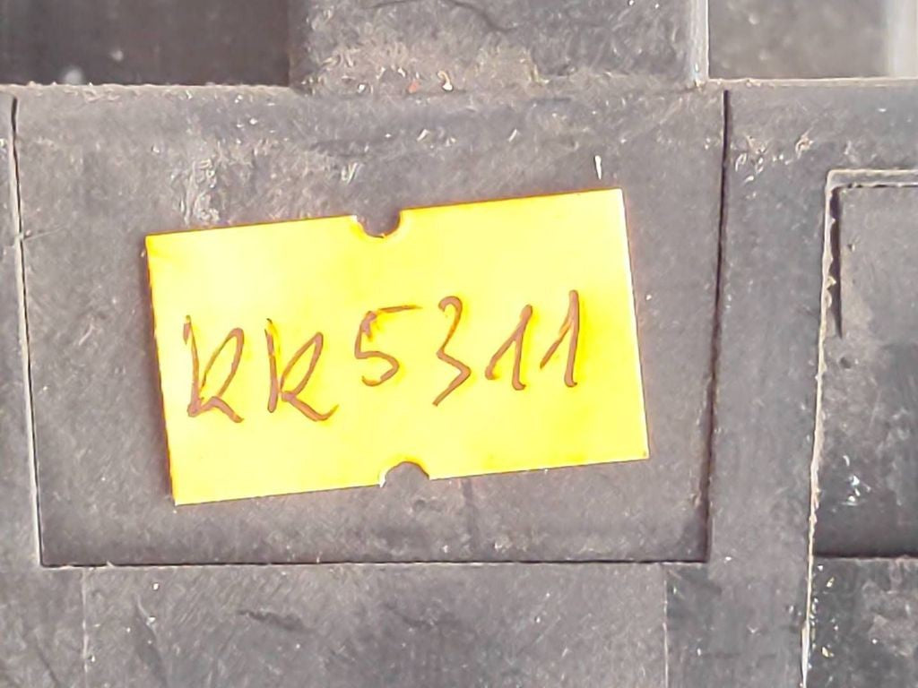 Audi A6 S6 C5 4B 2003 Fuse module 8L0941822A 