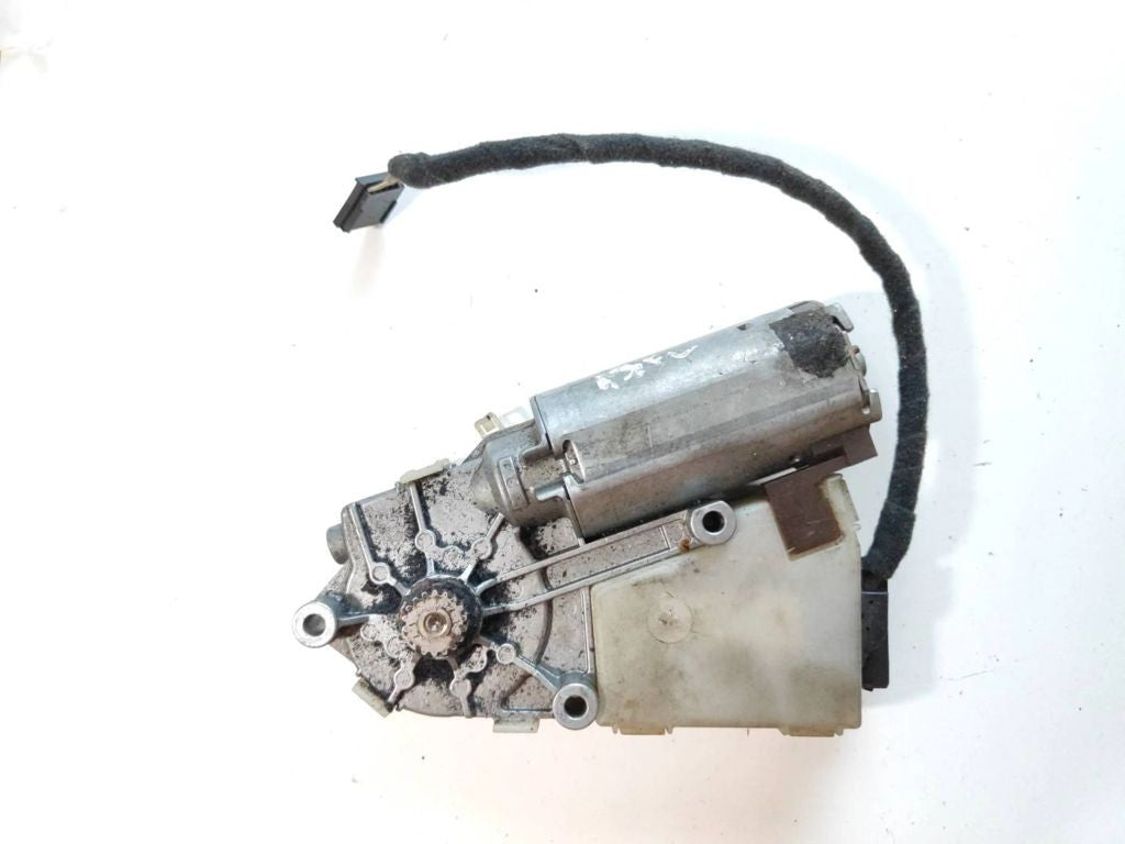 Audi A6 S6 C5 4B 2001 Sunroof electric motor actuator 4B0959591A 
