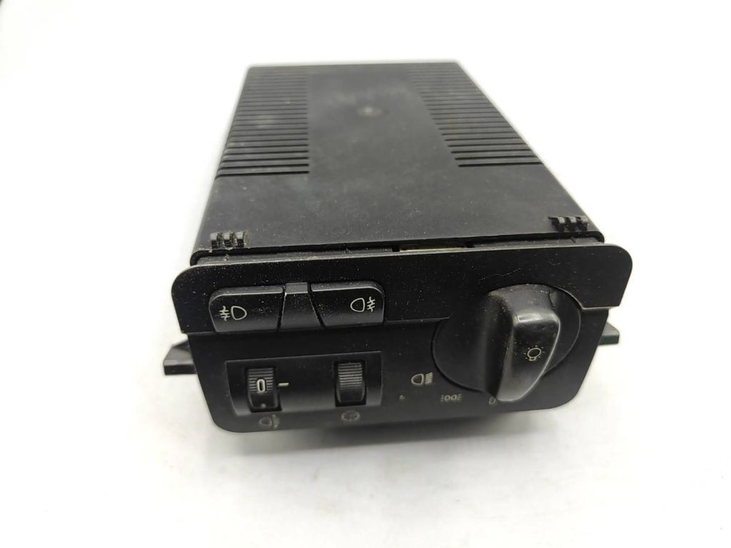 BMW 3 Series 325i E46 1999 Light switch button 61316901429 