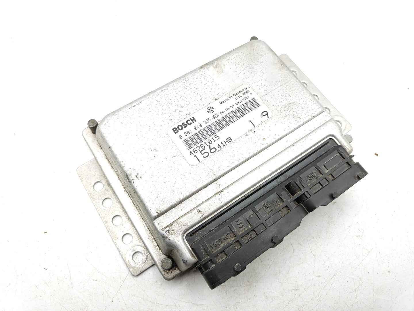 Alfa Romeo 156 1.9JTD 1999 Engine Control Unit Module ECU 46761015 0281010335