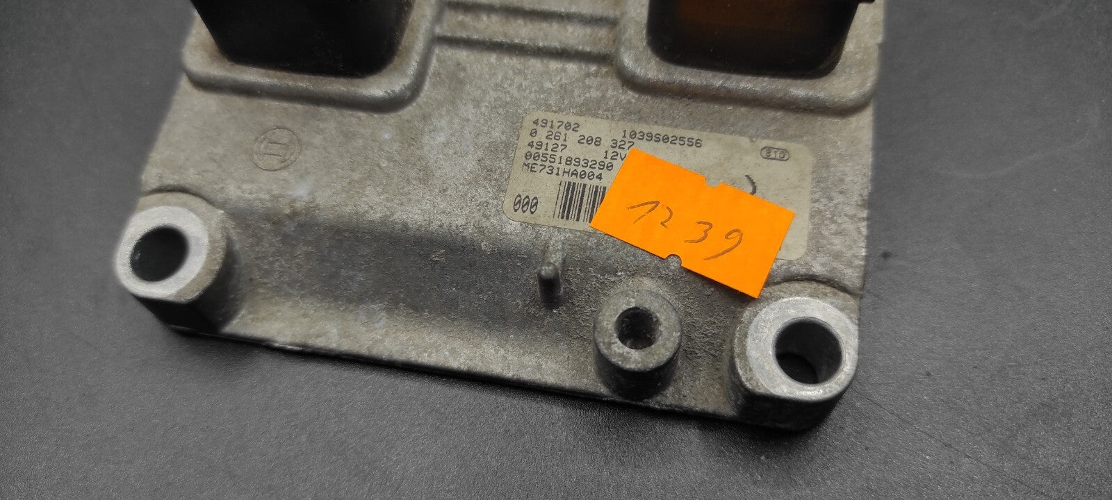 Alfa Romeo 147 1.6 Twin Spark 2006 Engine Control Unit Module ECU 0261208327