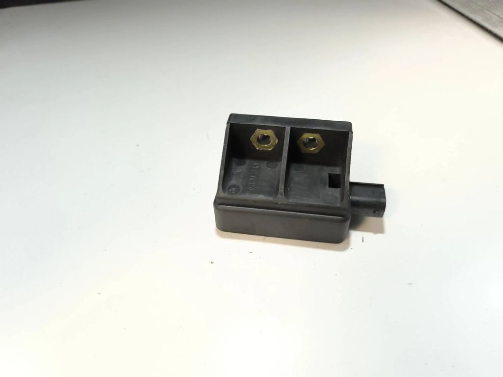 Mercedes-Benz C W203 2001 ESP acceleration yaw rate sensor A0025429418 