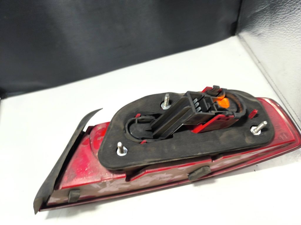 Alfa Romeo 159 2007 Left rear tail light lamp 60691365 