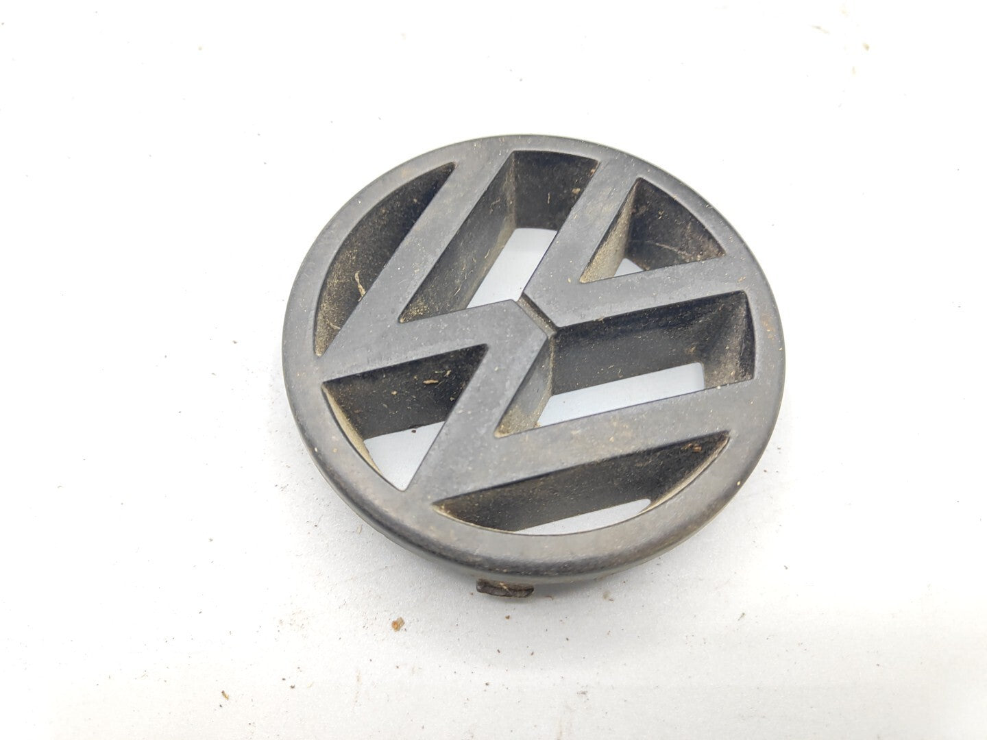 Volkswagen VW Golf Mk2 1988 Front Grill Badge Emblem 323853601