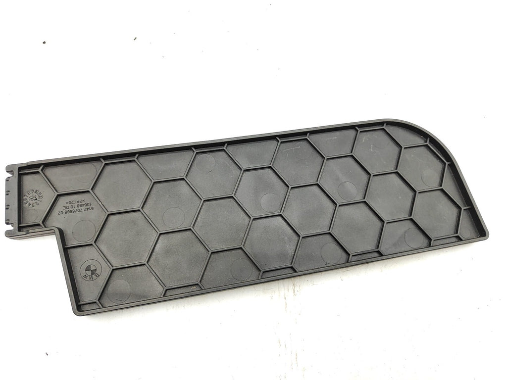 BMW E61 530D 170kW Estate 2006 Rear boot luggage trim plate 7076688 51477076688