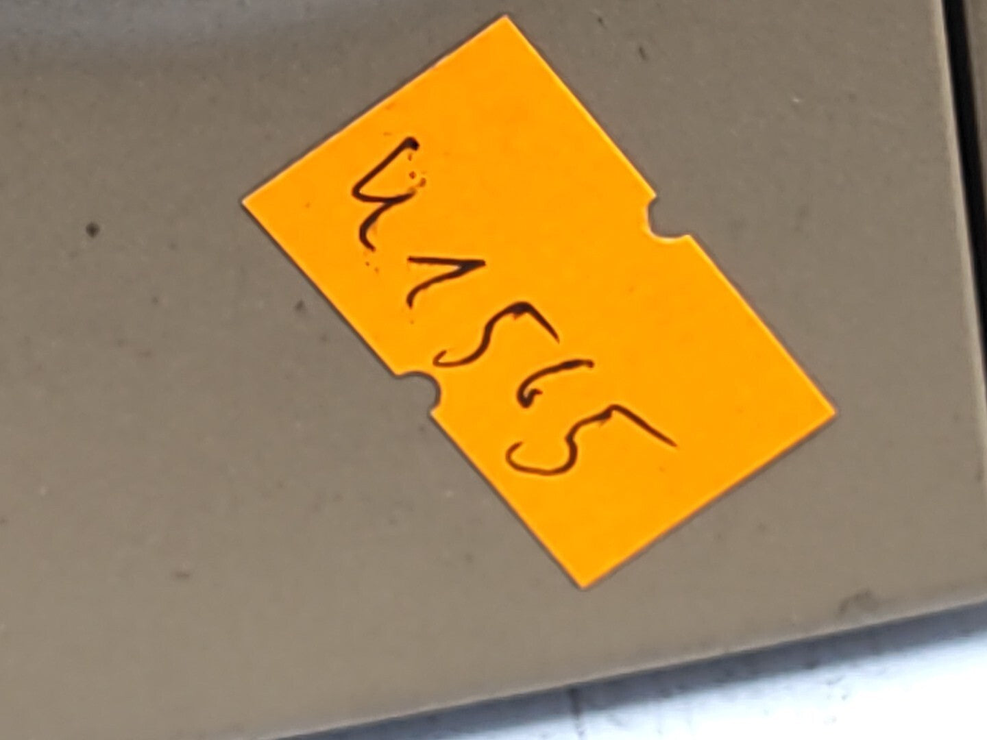 BMW E61 530D 170kW 2006 Estate Rear Boot Tailgate Clip Hook Net Fixing 7116678