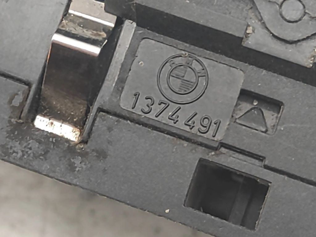 BMW 5 Series 525 E34 1992 Electric window control switch 1374491 