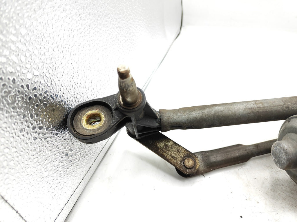 Alfa Romeo 147 2.0 Twin Spark 2004 LHD Front Wiper Linkage Motor 0390241514