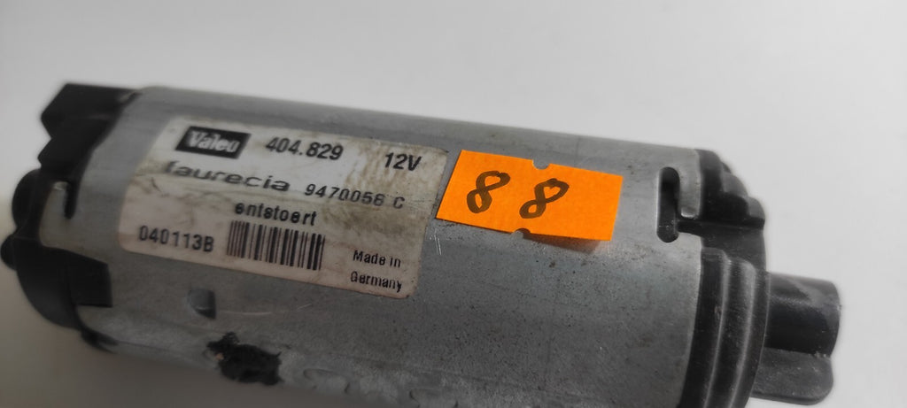 Peugeot 607 3.0i V6 2003 Electric Seat Adjustment Motor 404829 9470058C