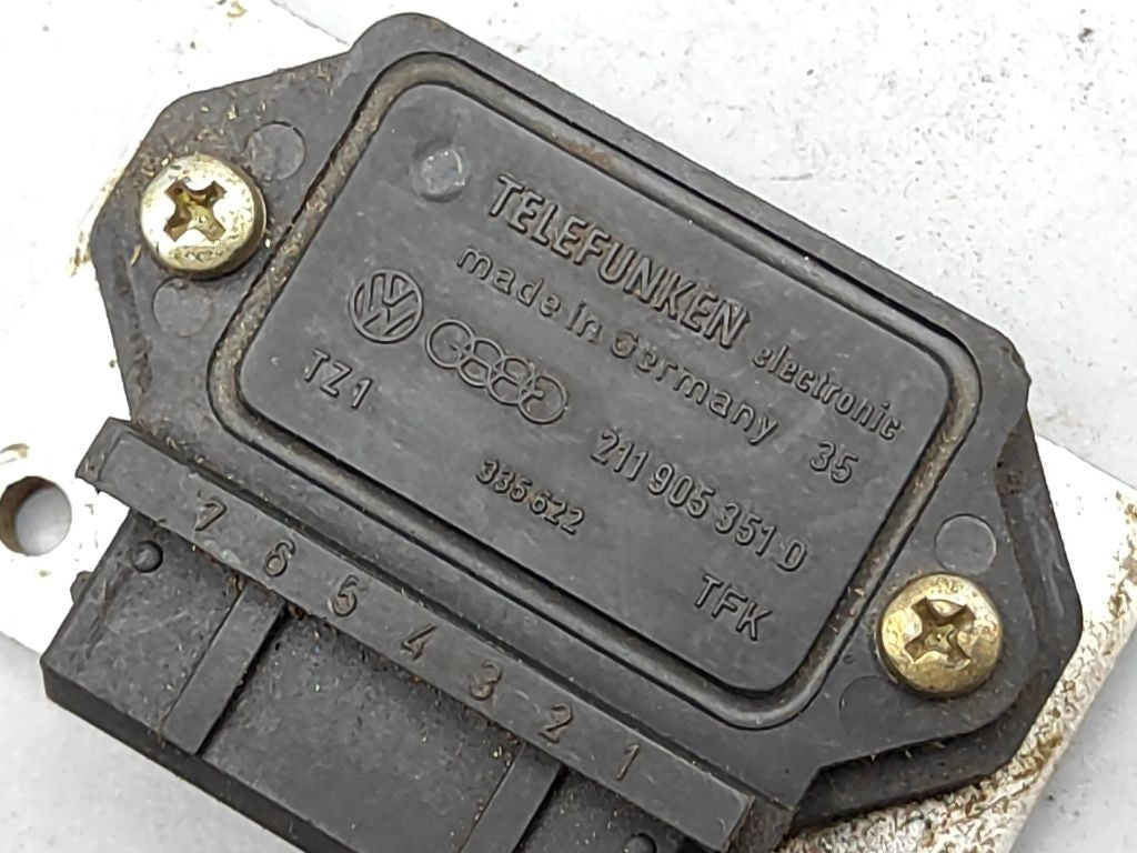 Volkswagen Golf II 1990 Ignition control unit module 211905351D 