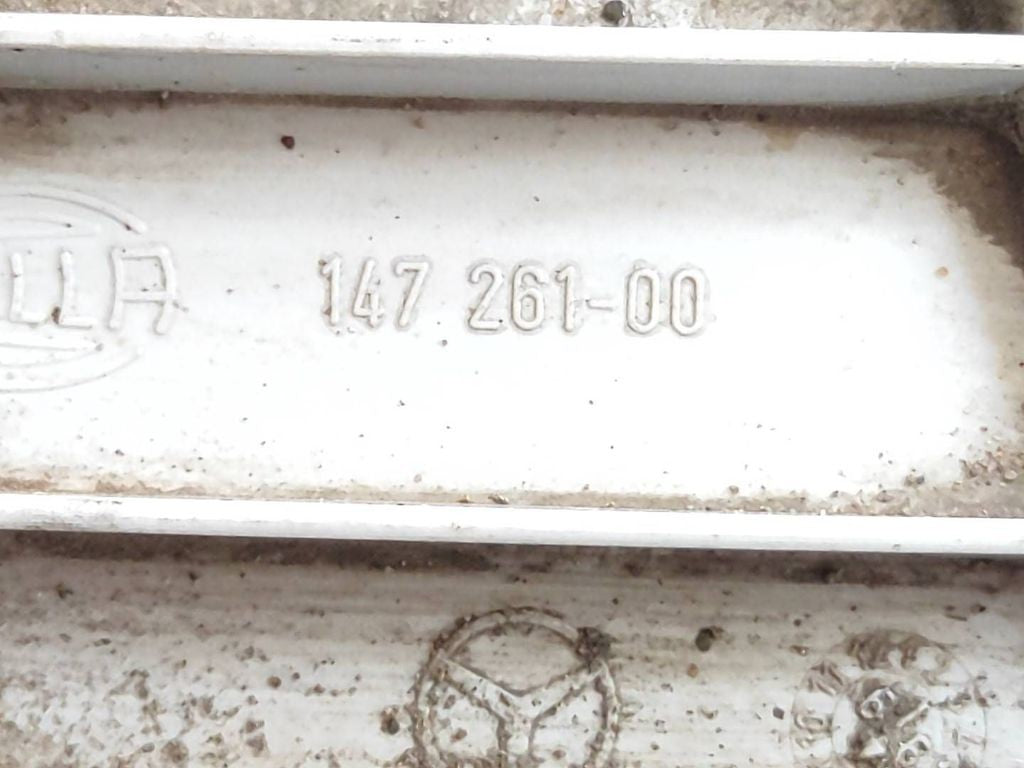 Mercedes-Benz E W210 1998 front left bumper fog light 14726100 