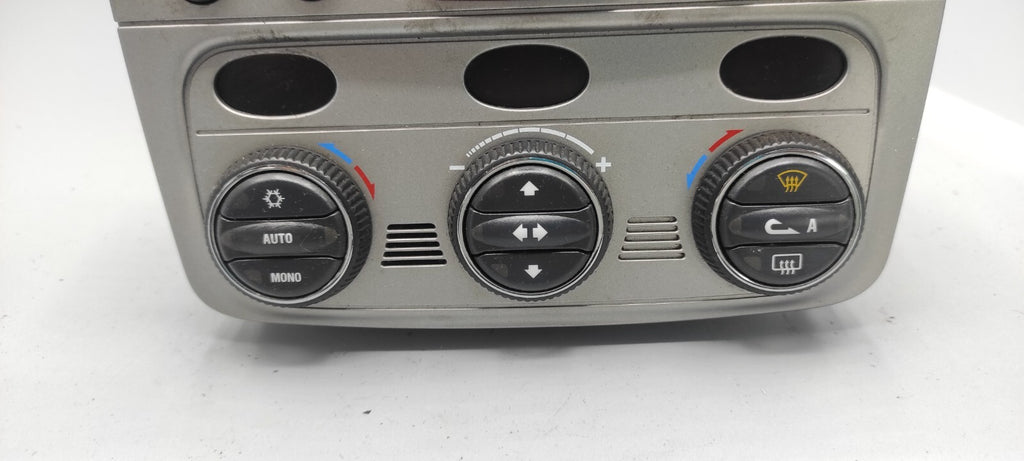 Alfa Romeo GT 1.9JTD 110kW Diesel 2006 LHD Dash Climate Control 01560513690