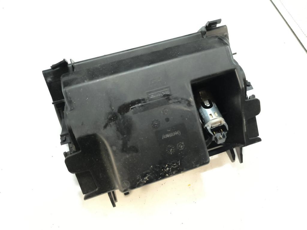 Mercedes-Benz E W211 2003 Front Panel Dash ashtray insert A2118101330 