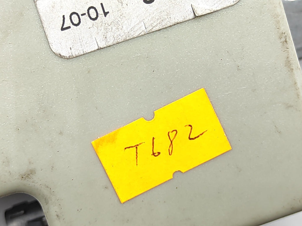 BMW 1 Series E81 E87 E90 E91 Radio Amplifier ECU Control Module 6935024