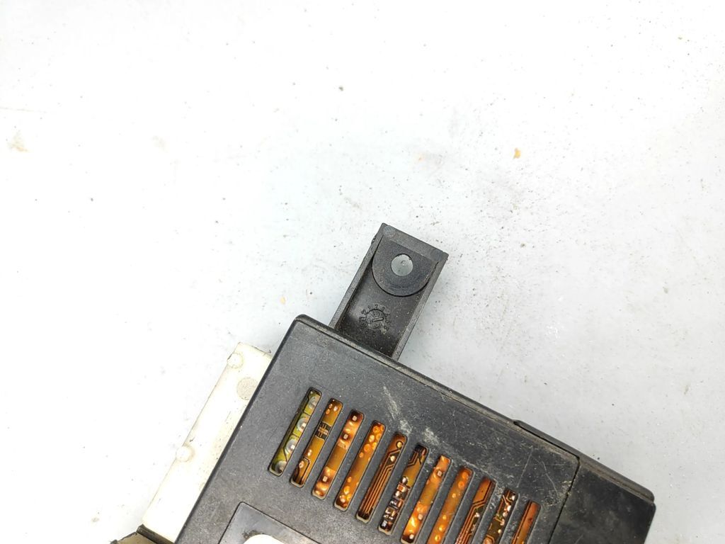 BMW 7 Series E38 1998 HeadLight control module unit LCM 8386289 