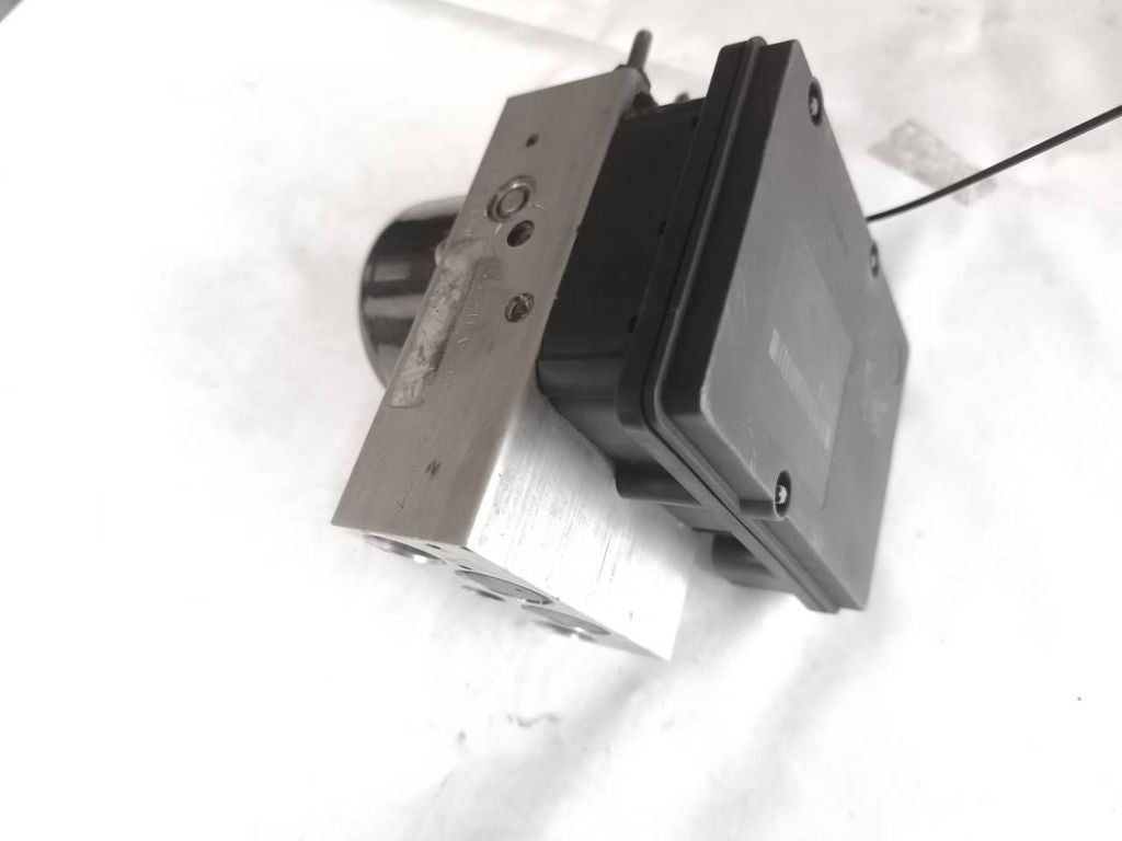 Mercedes-Benz C W203 2001 ABS Pump A0054317512 