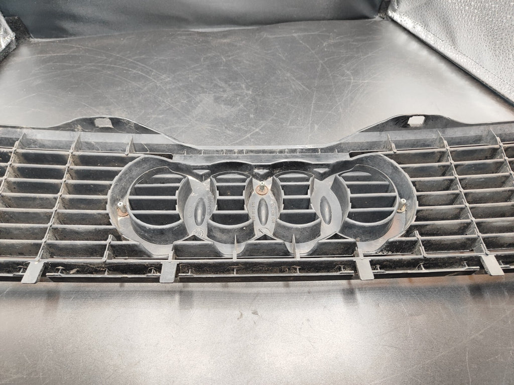 Audi 80 90 1990 Front Bumper Upper Radiator Mesh Grill 893853655