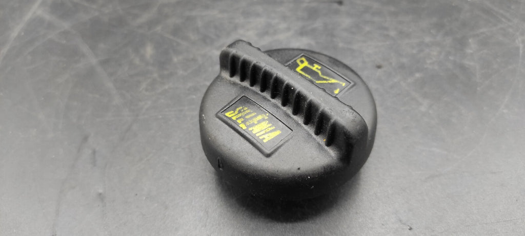 Alfa Romeo 147 1.9JTD 16V 103kW 2003 Diesel Engine Oil Filler Cap