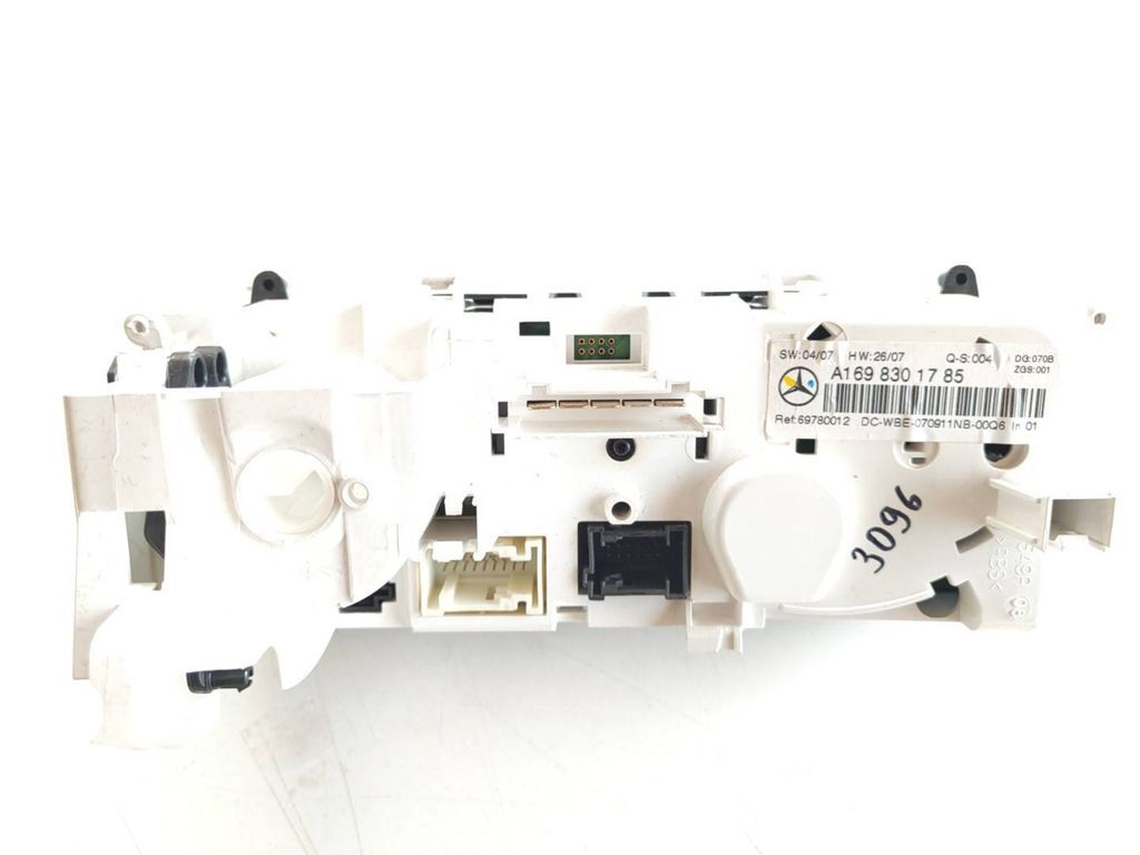 Mercedes-Benz A W169 2004 Climate control unit module A1698301785 