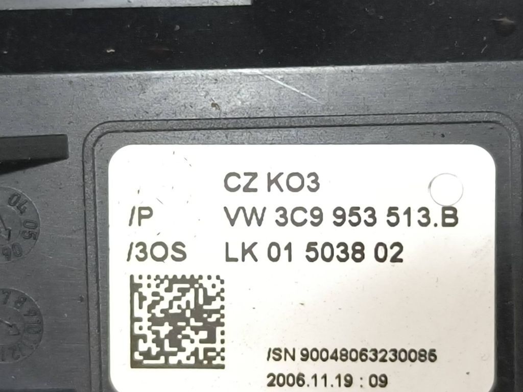 Volkswagen PASSAT B6 1.8 2006 Wiper turn signal stalk switch 3C9953513B 