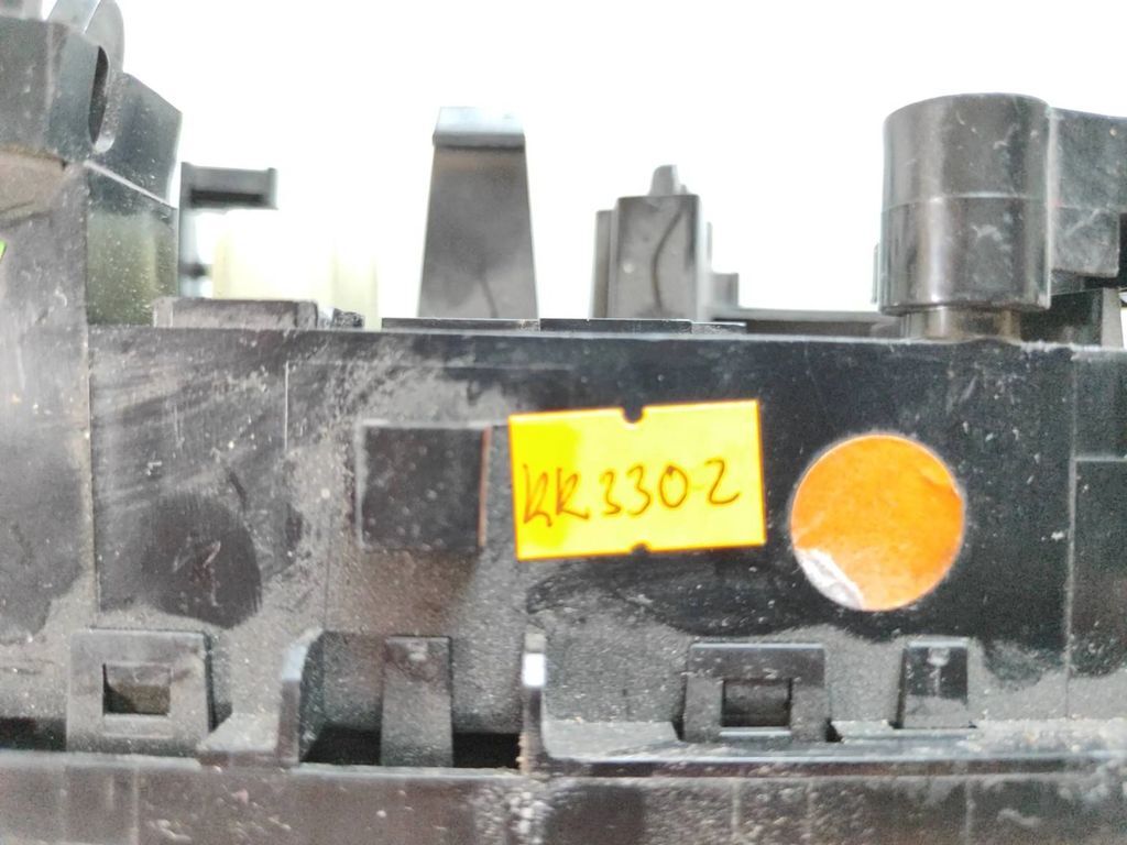 Peugeot 207 1.4HDI 2009 AC Climate control unit module 69910004 