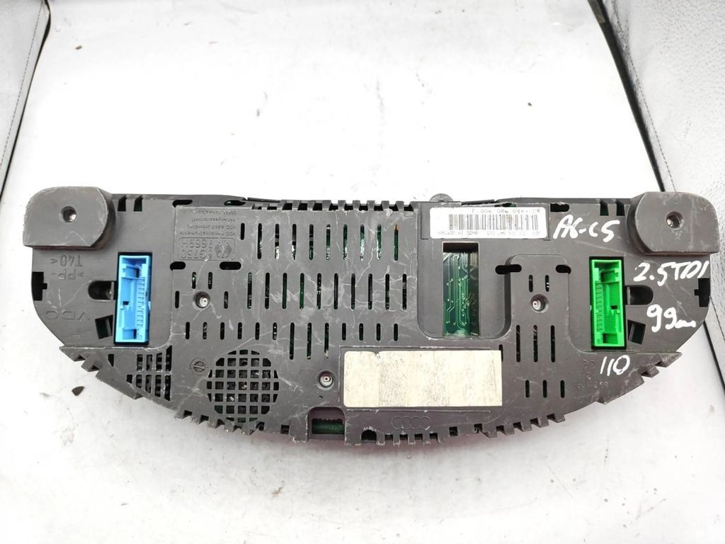Audi A6 S6 C5 4B 1999 Diesel speedometer instrument cluster 4B0920900J 