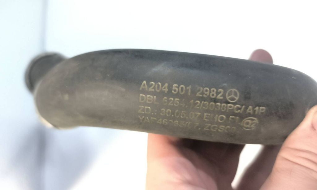 Mercedes-Benz E W212 2010 Diesel engine water coolant pipe hose A2045012982