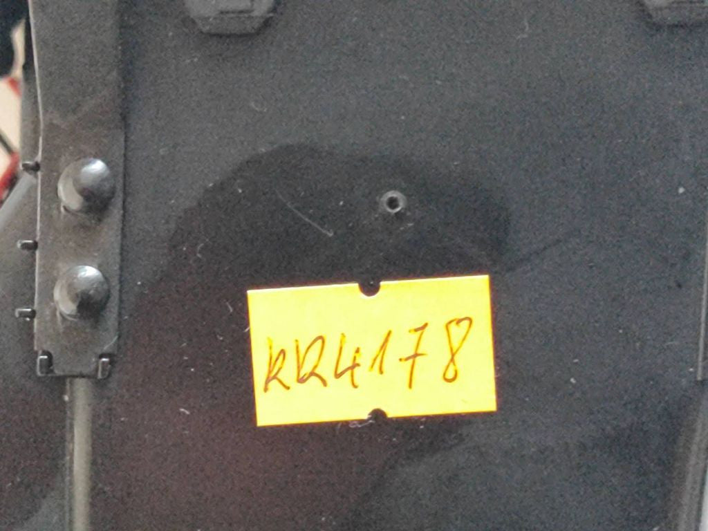 Mercedes-Benz E C207 W207 2012 dashboard side air vent grill trim A2078300154