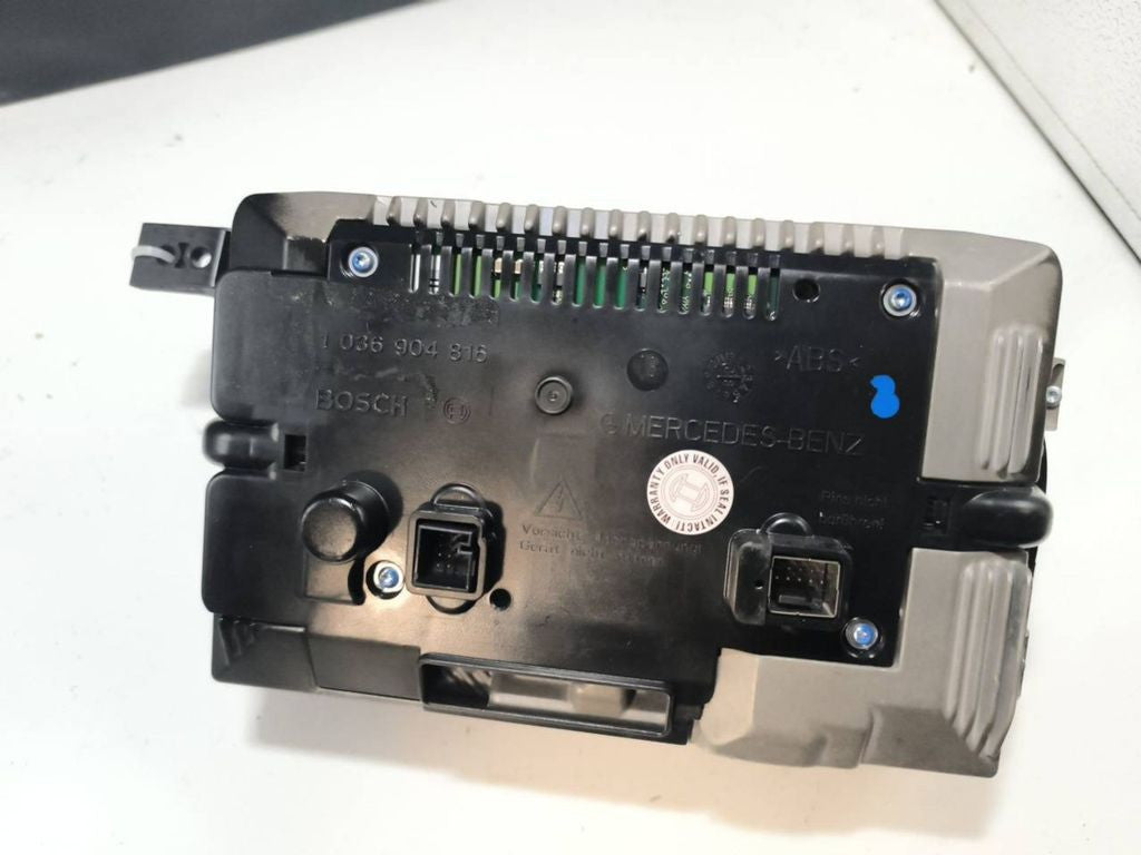 Mercedes-Benz S W221 2007 Dashboard LCD screen display 0263659009 