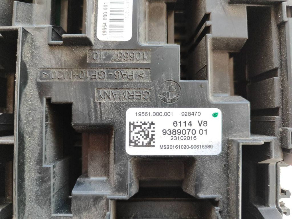 BMW 4 F36 Gran coupe 2018 Fuse module 9389070 