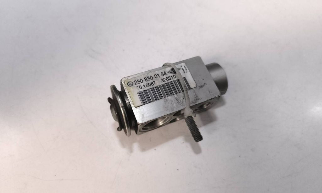 Mercedes-Benz E W211 2002 Air conditioning AC expansion valve 2308300184 