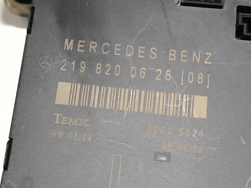 Mercedes-Benz CLS AMG C219 2007 door control unit module 2198200626 