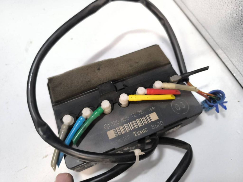 Mercedes-Benz S W220 2001 seat control module 2208001278 