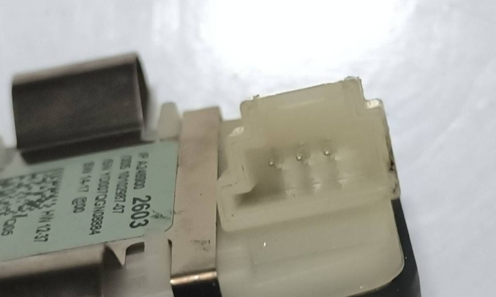 Mercedes-Benz B W246 W242 2012 Rain sensor A2469002603 