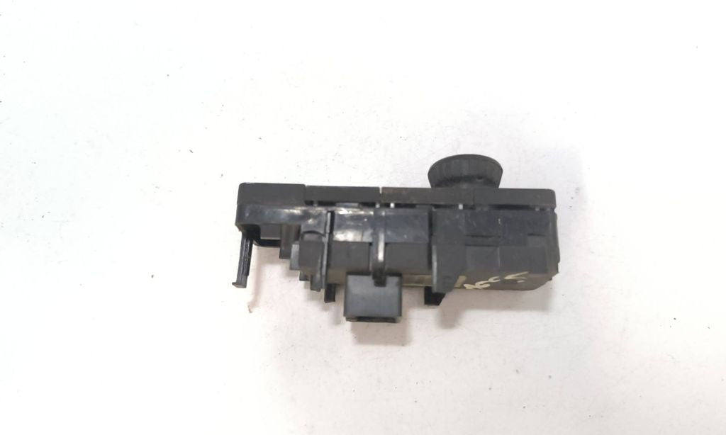 Audi A6 S6 C5 4B 2003 Control switch 4B0919719 