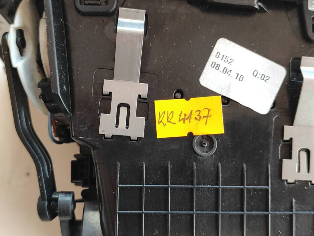 Mercedes-Benz E W212 2009 dashboard side air vent grill trim A2128300254 