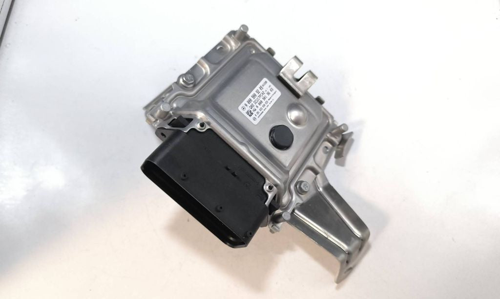 Mercedes-Benz C W205 2014 Diesel Adblue control unit A0009009209 