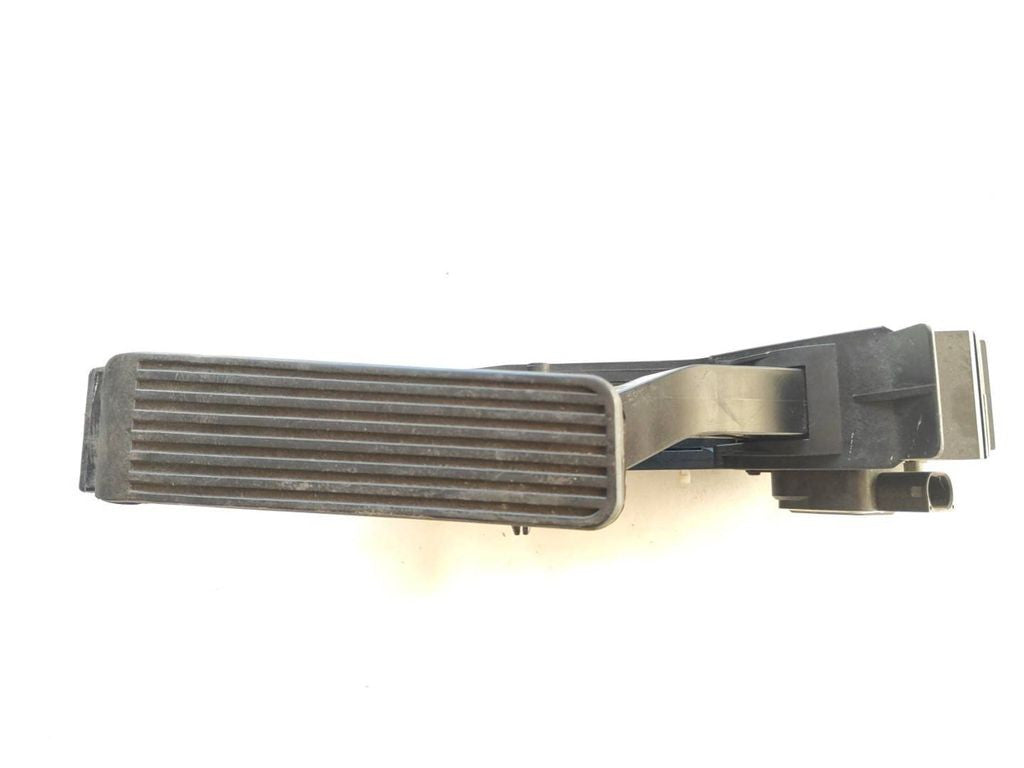 Mercedes-Benz CLS C219 2005 Diesel accelerator throttle pedal A2113000504